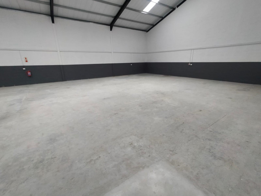 To Let commercial Property for Rent in Triangle Farm Western Cape